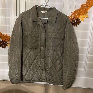 NWOT LA Hearts Army Green Puffer Jacket
